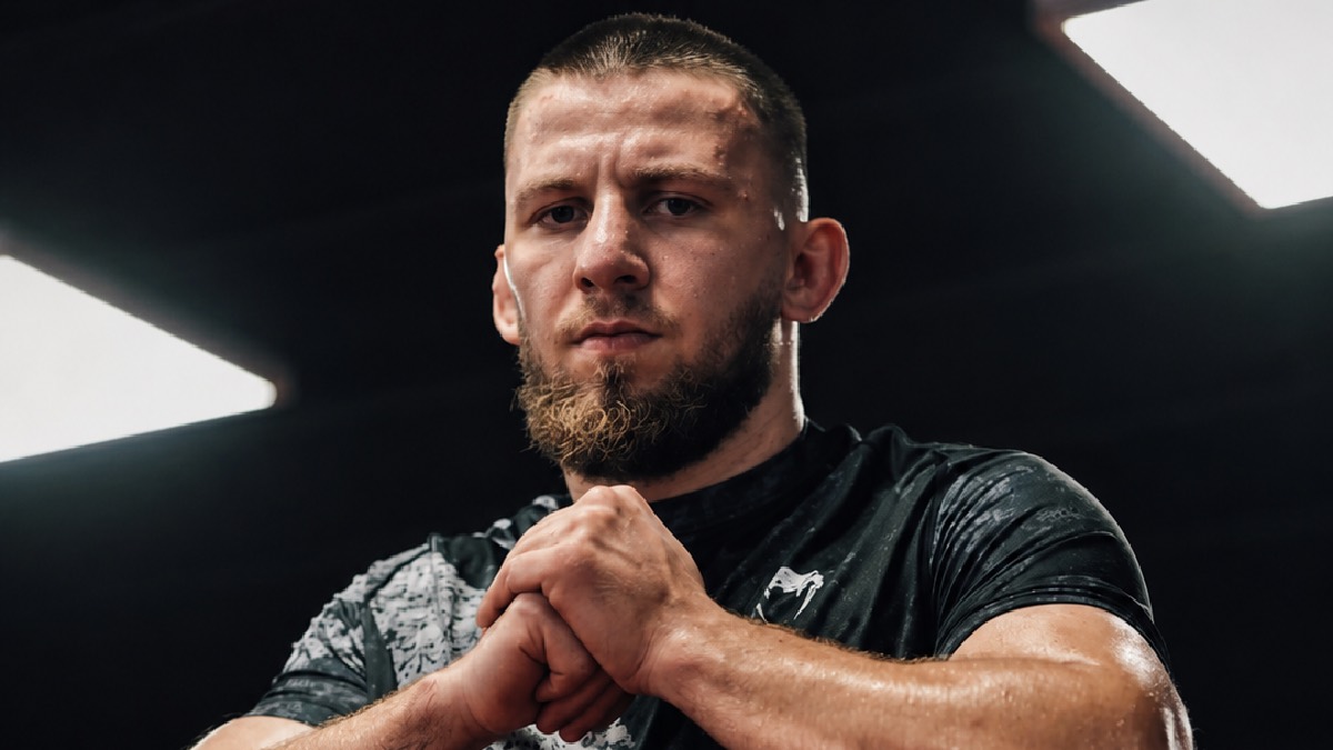 Finaliste de « L'Arène », Bogdan Ozdoev signe officiellement chez ARES